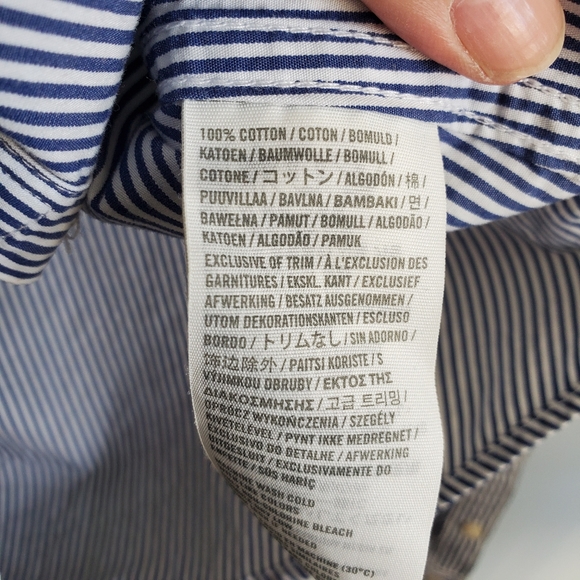 🌷Abercrombie & Fitch Navy Stripe Button Down Shirt Size XS - Picture 4 of 7